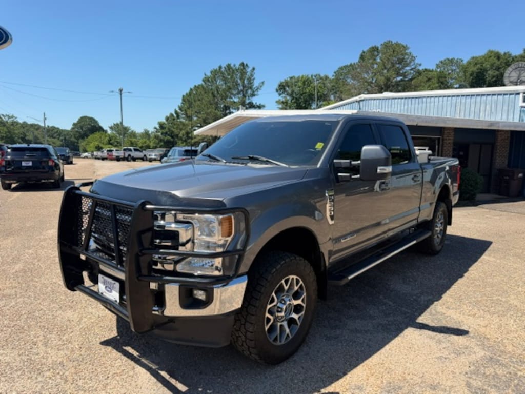 Used 2021 Ford F-250SD Lariat Truck