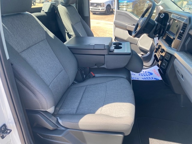 2025 Ford F-350 Super Duty XL - Photo 9