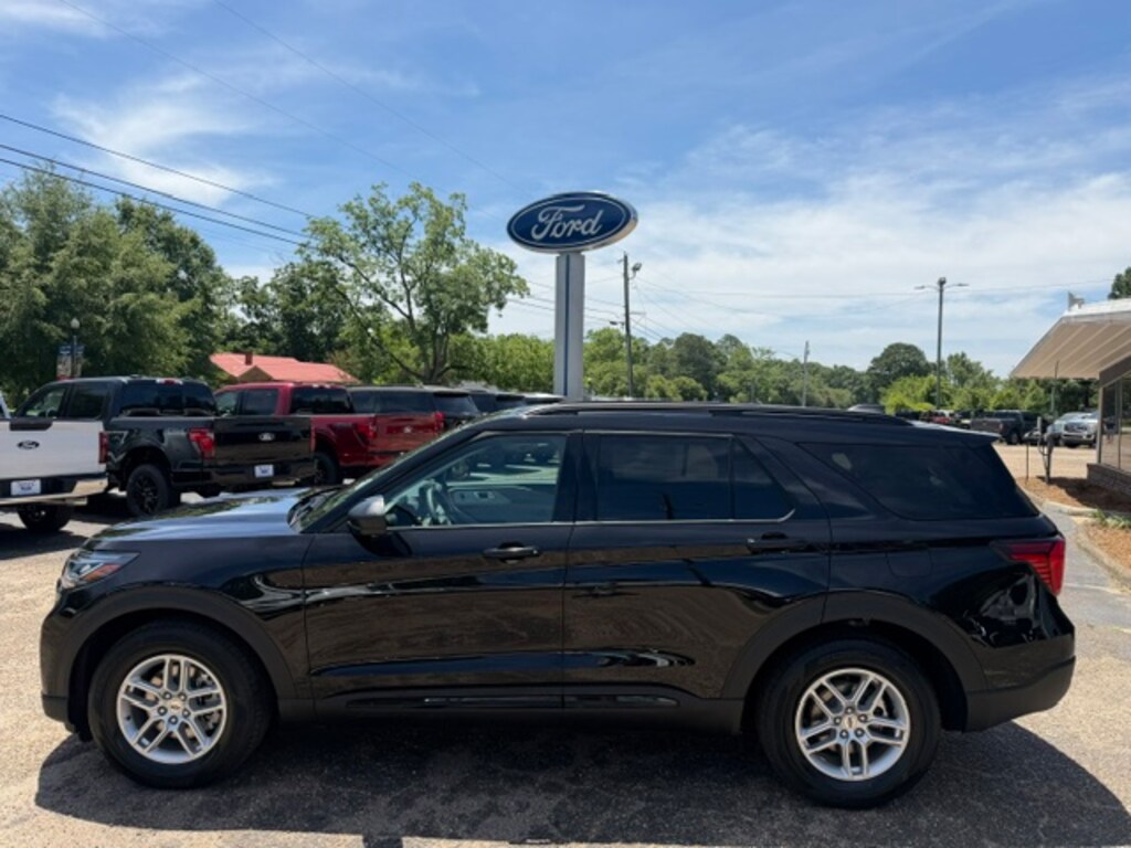 New 2026 Ford Explorer Active SUV