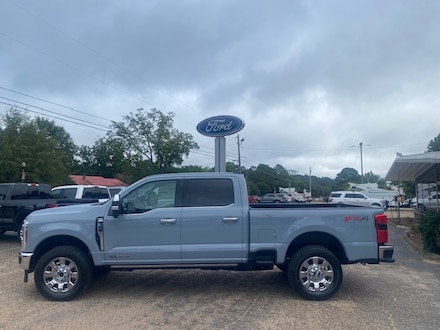 2025 Ford F-250 Lariat TRUCK