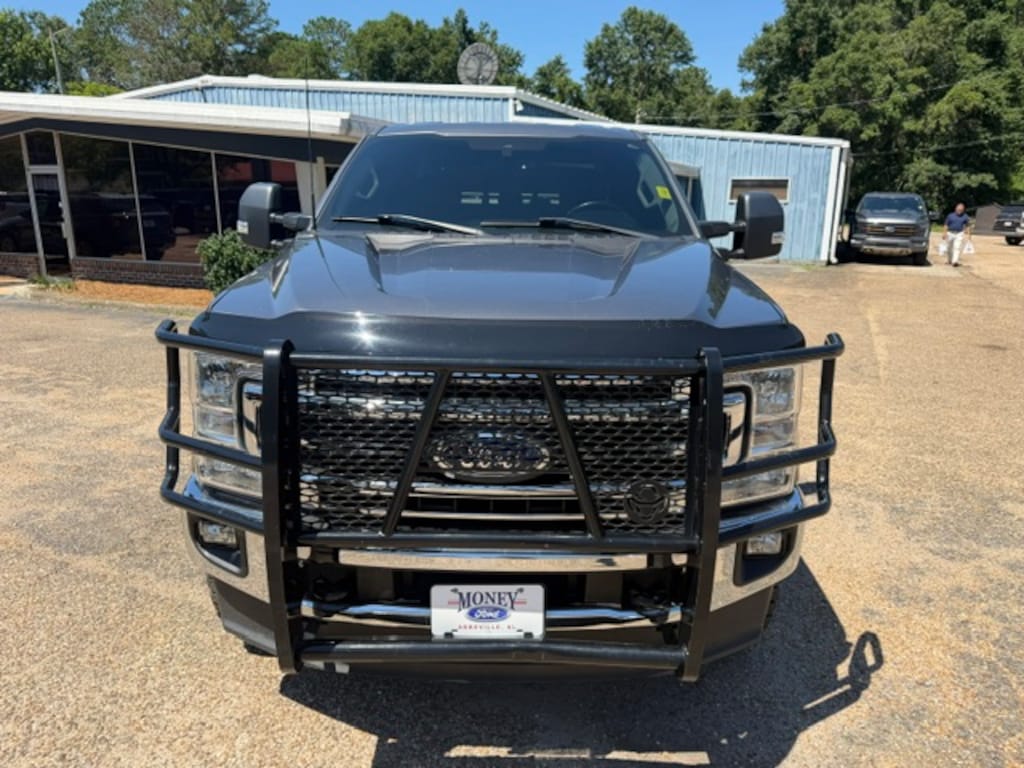 Used 2021 Ford F-250SD Lariat Truck