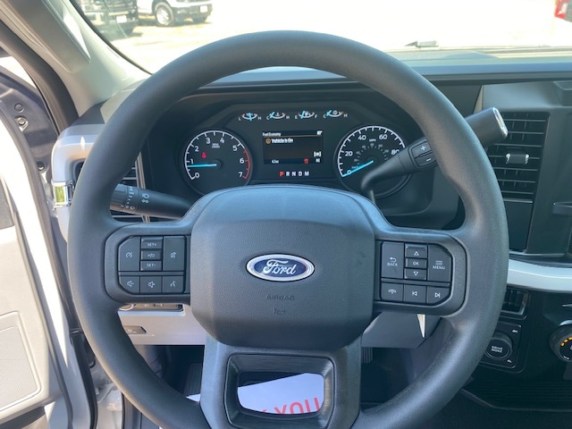 2025 Ford F-350 Super Duty XL - Photo 11