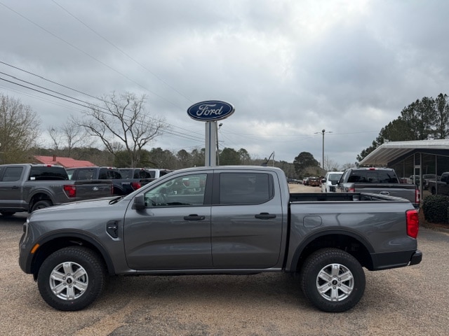 2025 Ford Ranger XL's photo