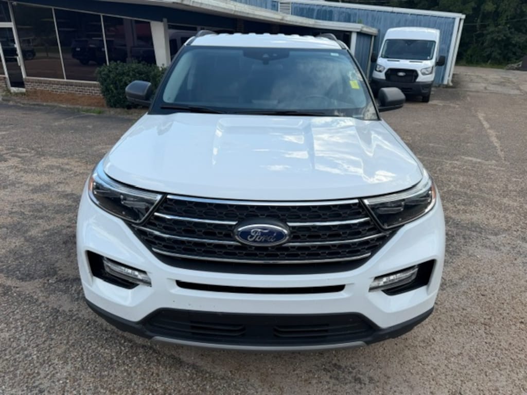 Used 2024 Ford Explorer XLT SUV