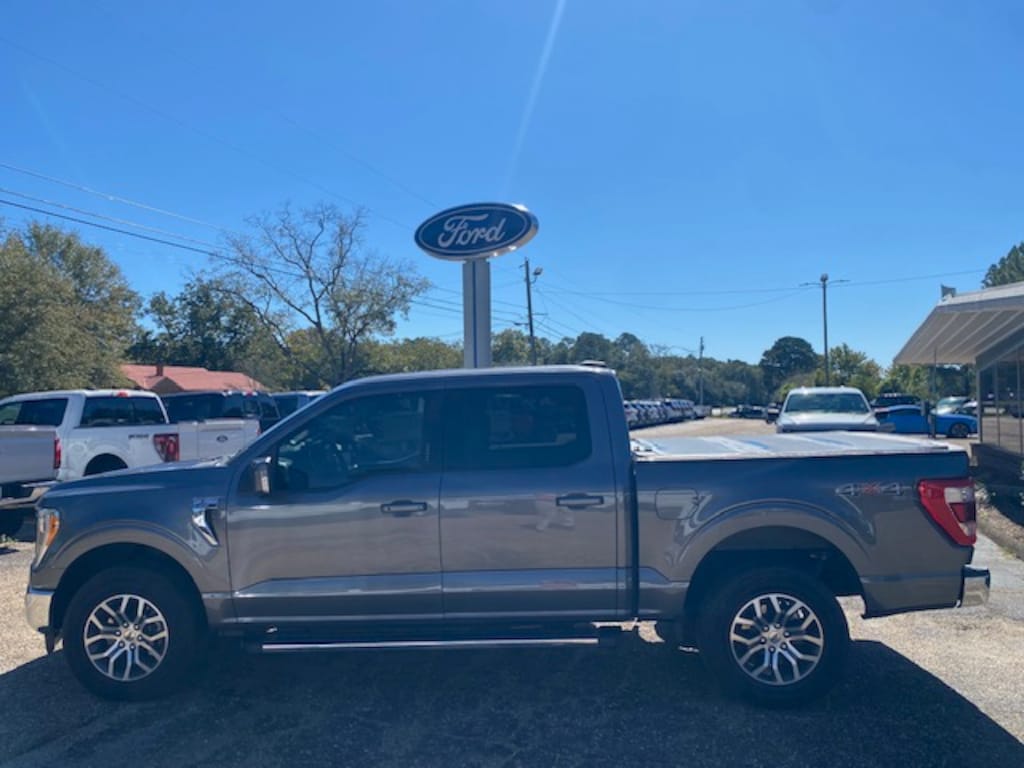 Used 2021 Ford F-150 Lariat Truck