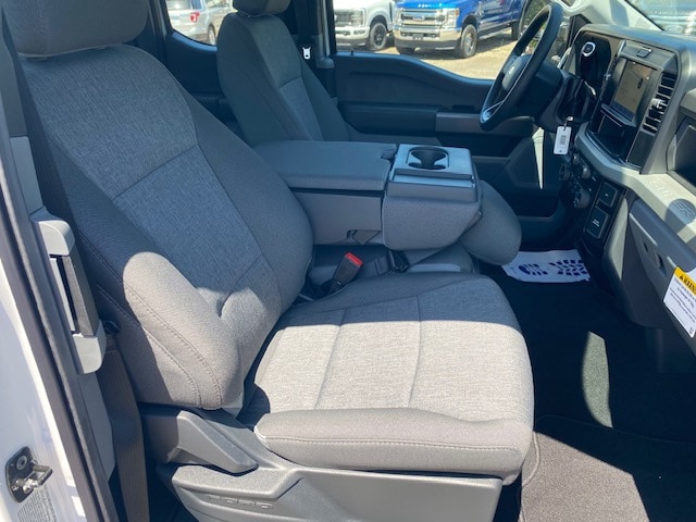 2025 Ford F-350 Super Duty XL - Photo 8