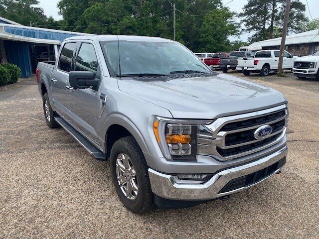 2022 Ford F-150 XLT photo 2