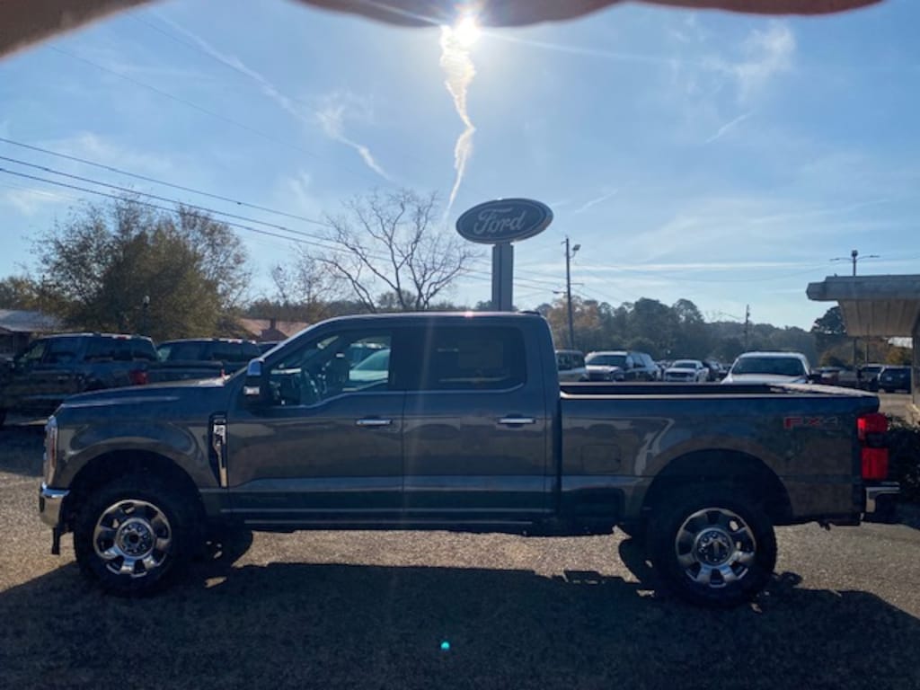 New 2026 Ford F-250 Lariat TRUCK