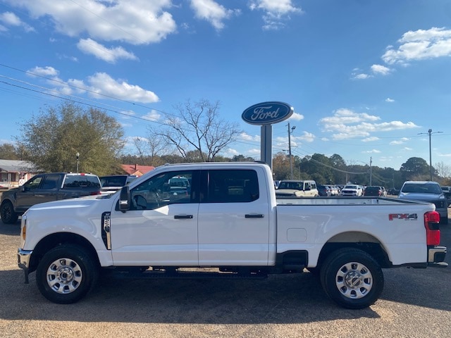 2024 Ford F-250 Super Duty XLT's photo