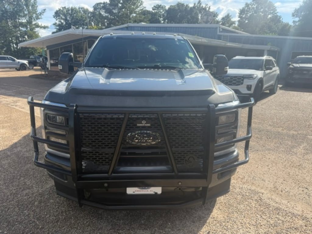 Used 2024 Ford F-250SD Lariat Truck