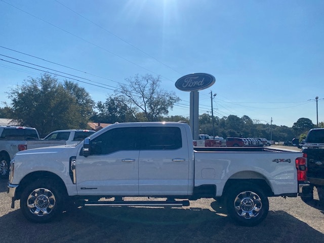 2024 Ford F-250 Super Duty Lariat's photo