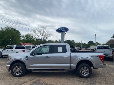 2022 Ford F-150 XLT 302A SUPERCREW 4X4
