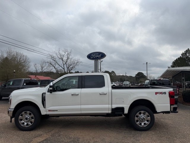 2026 Ford F-350 Super Duty Lariat's photo