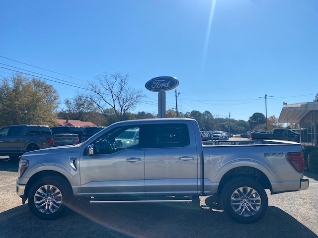 2025 Ford F-150 Lariat's photo