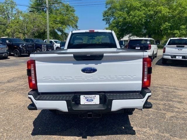 2025 Ford F-350 Super Duty XL - Photo 6