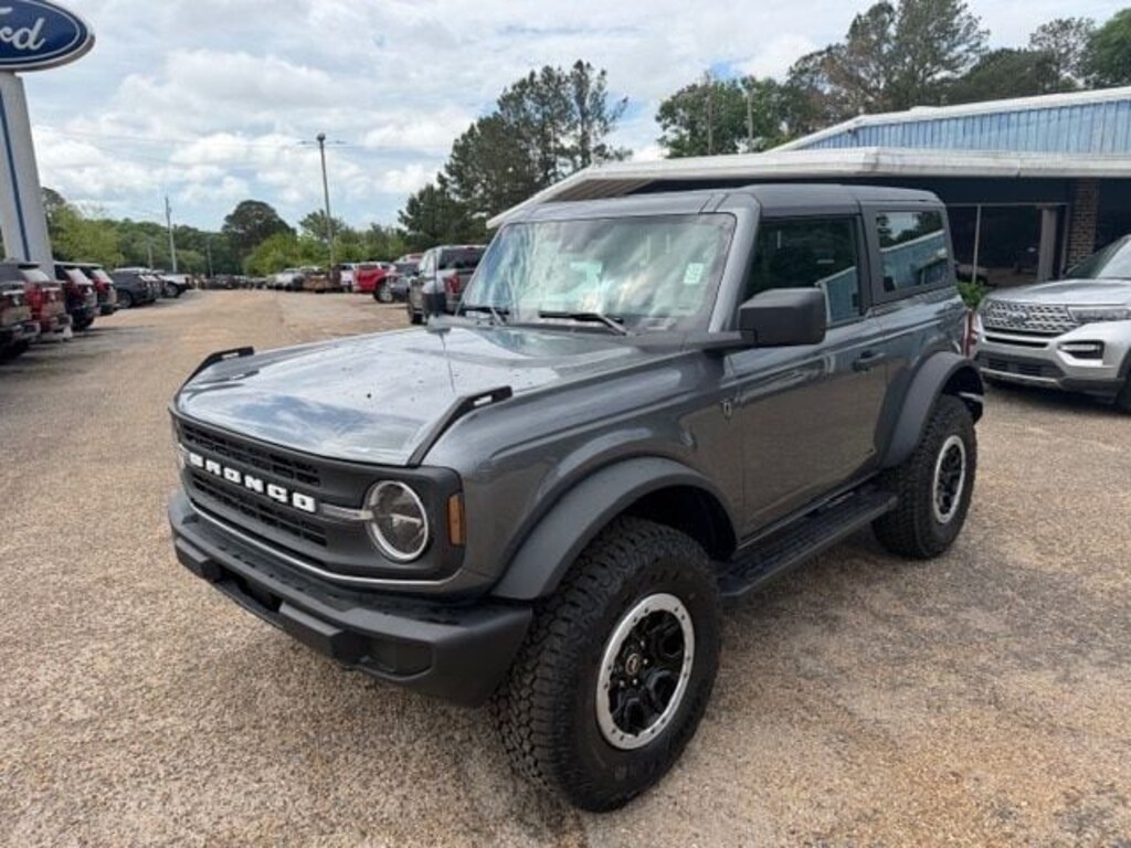 New 2026 Ford Bronco Base SUV