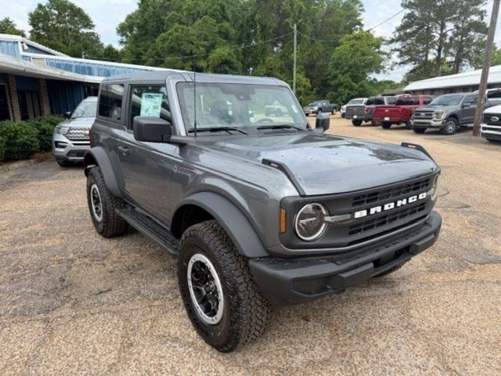 New 2026 Ford Bronco Base SUV