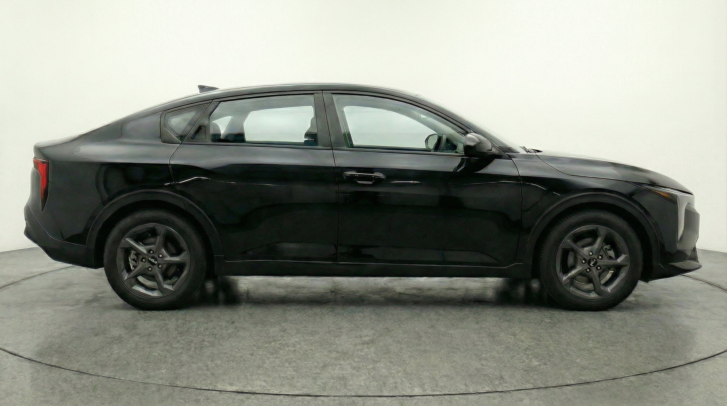 Thumbnail: 2025 Kia K4 - 10