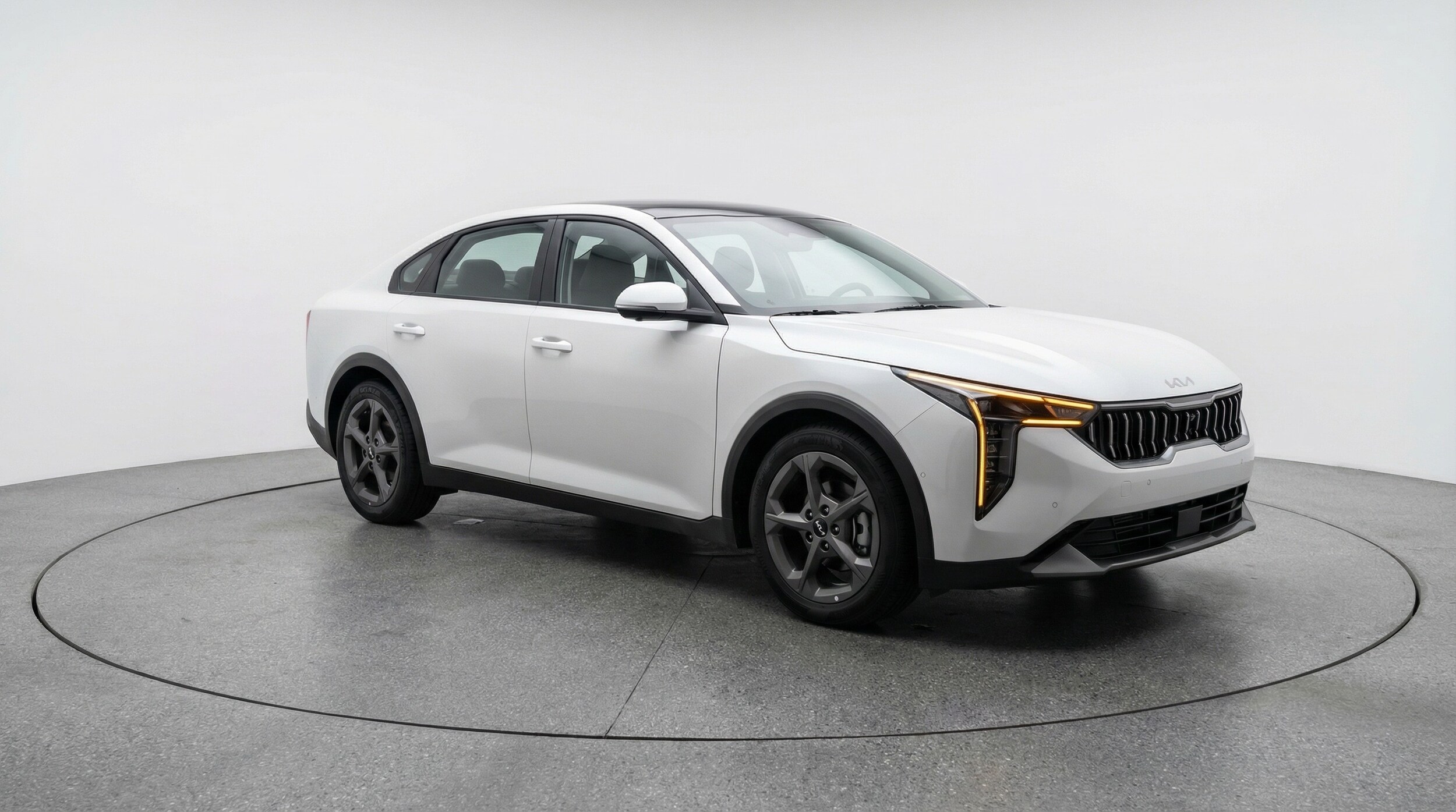 Thumbnail: 2025 Kia K4 - 1