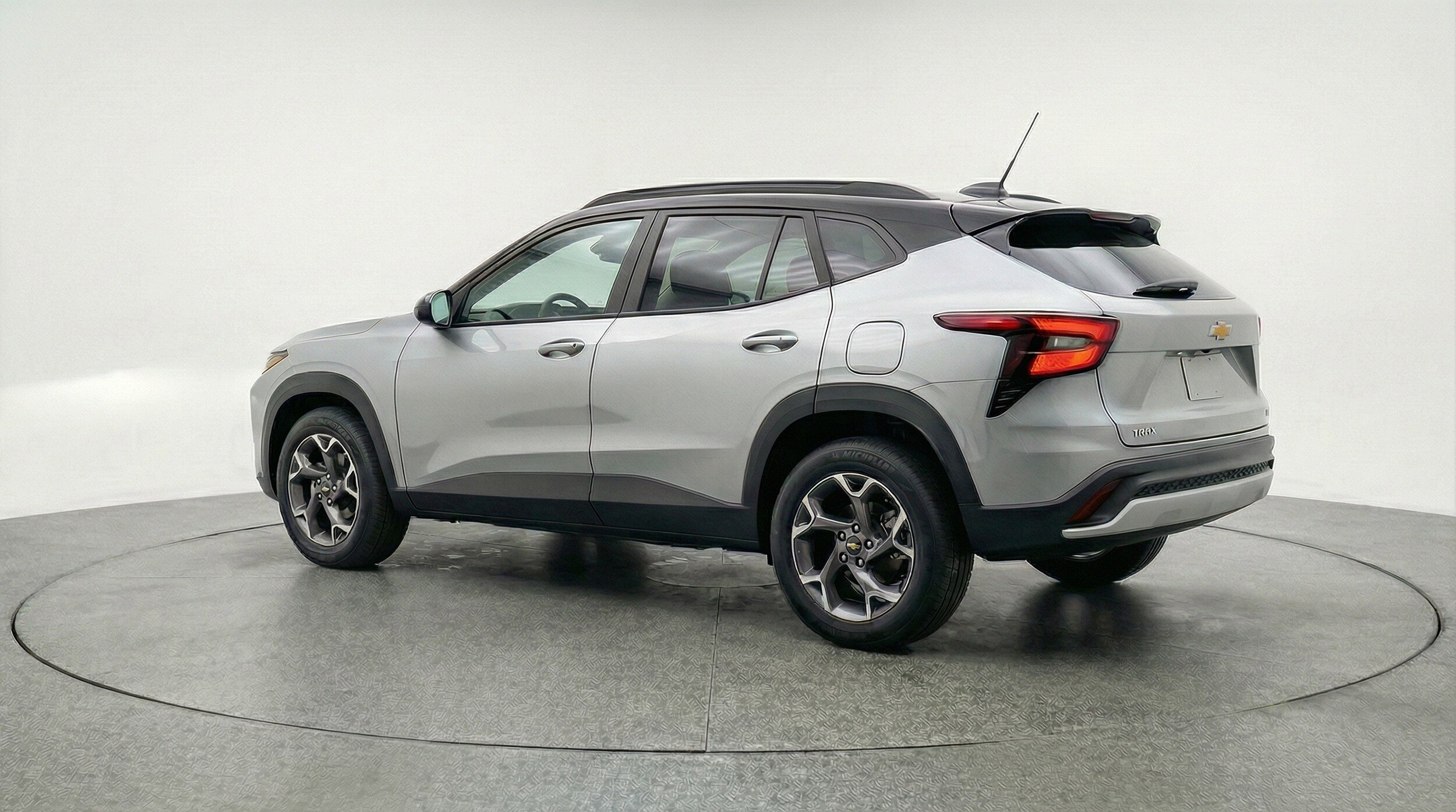 Thumbnail: 2025 Chevrolet Trax - 6