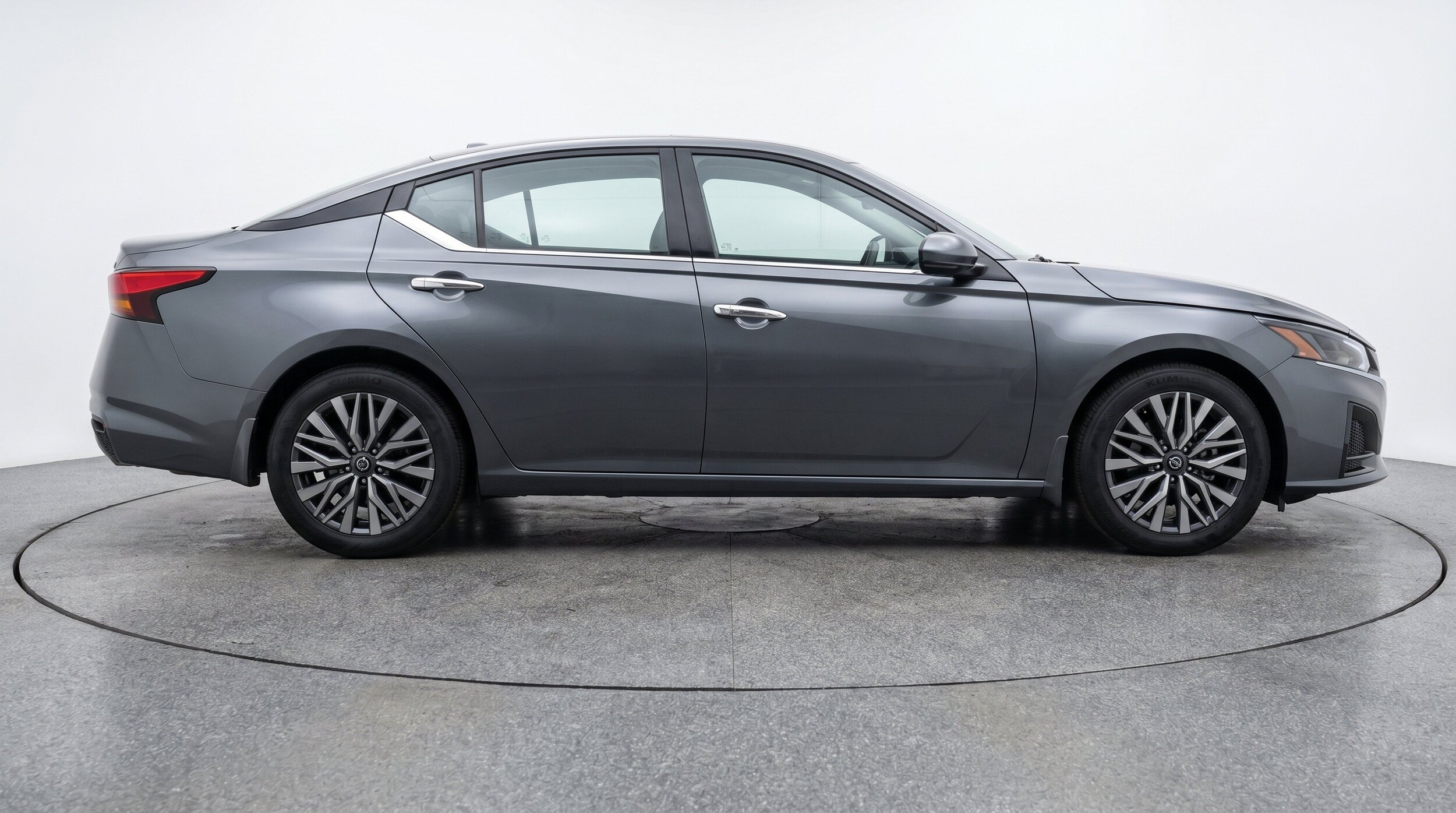 Thumbnail: 2025 Nissan Altima - 11