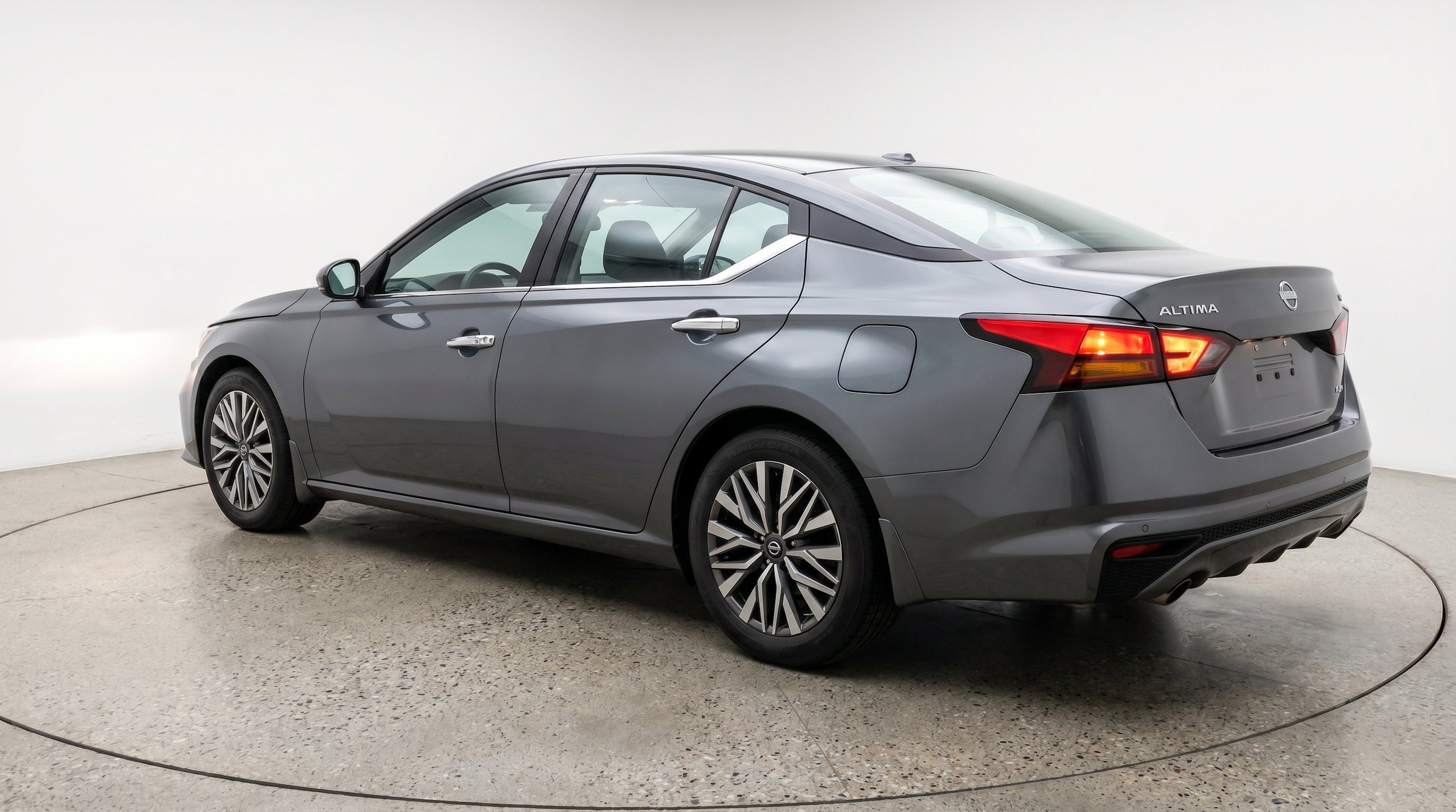 Thumbnail: 2025 Nissan Altima - 6