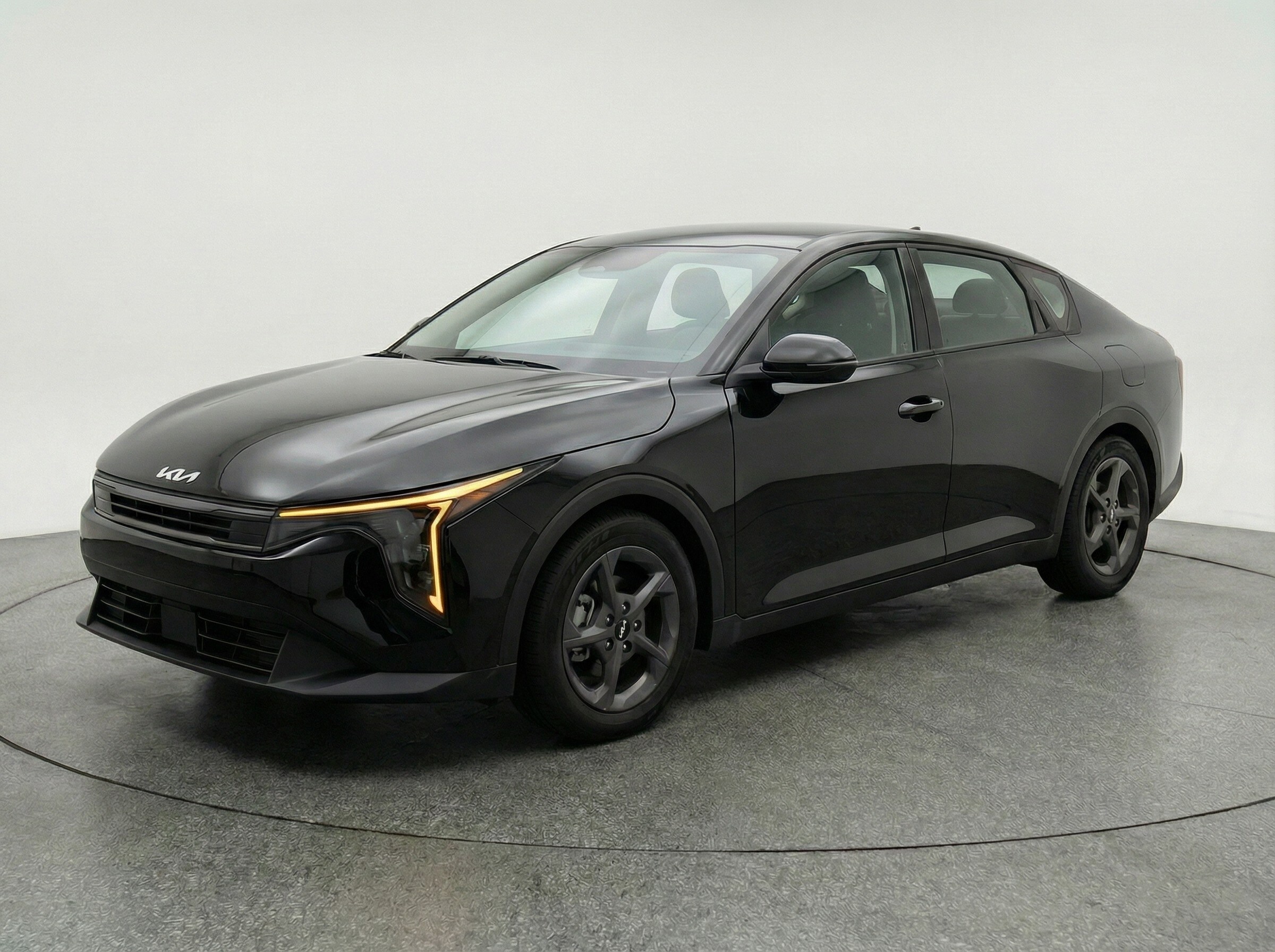 Thumbnail: 2025 Kia K4 - 3