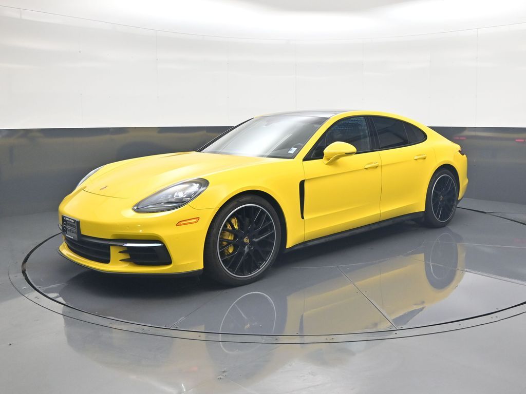 2018 Porsche Panamera