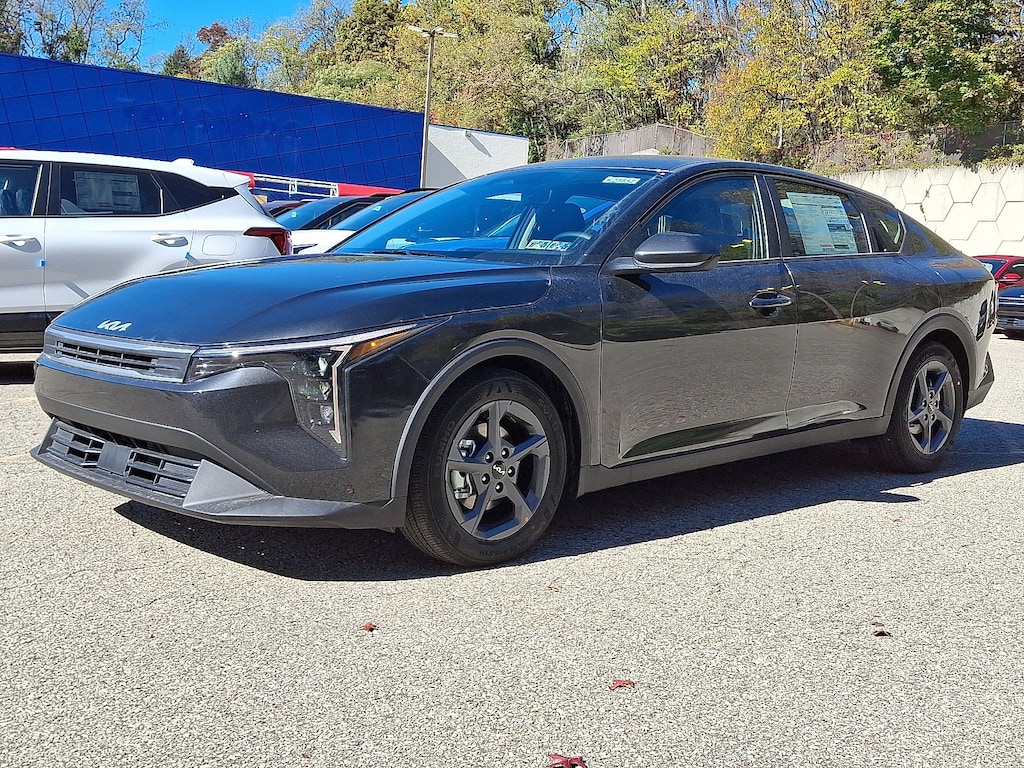 New 2025 Kia K4 LXS LXS FWD