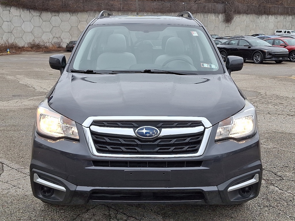 Used 2018 Subaru Forester Premium 2.5i Premium CVT