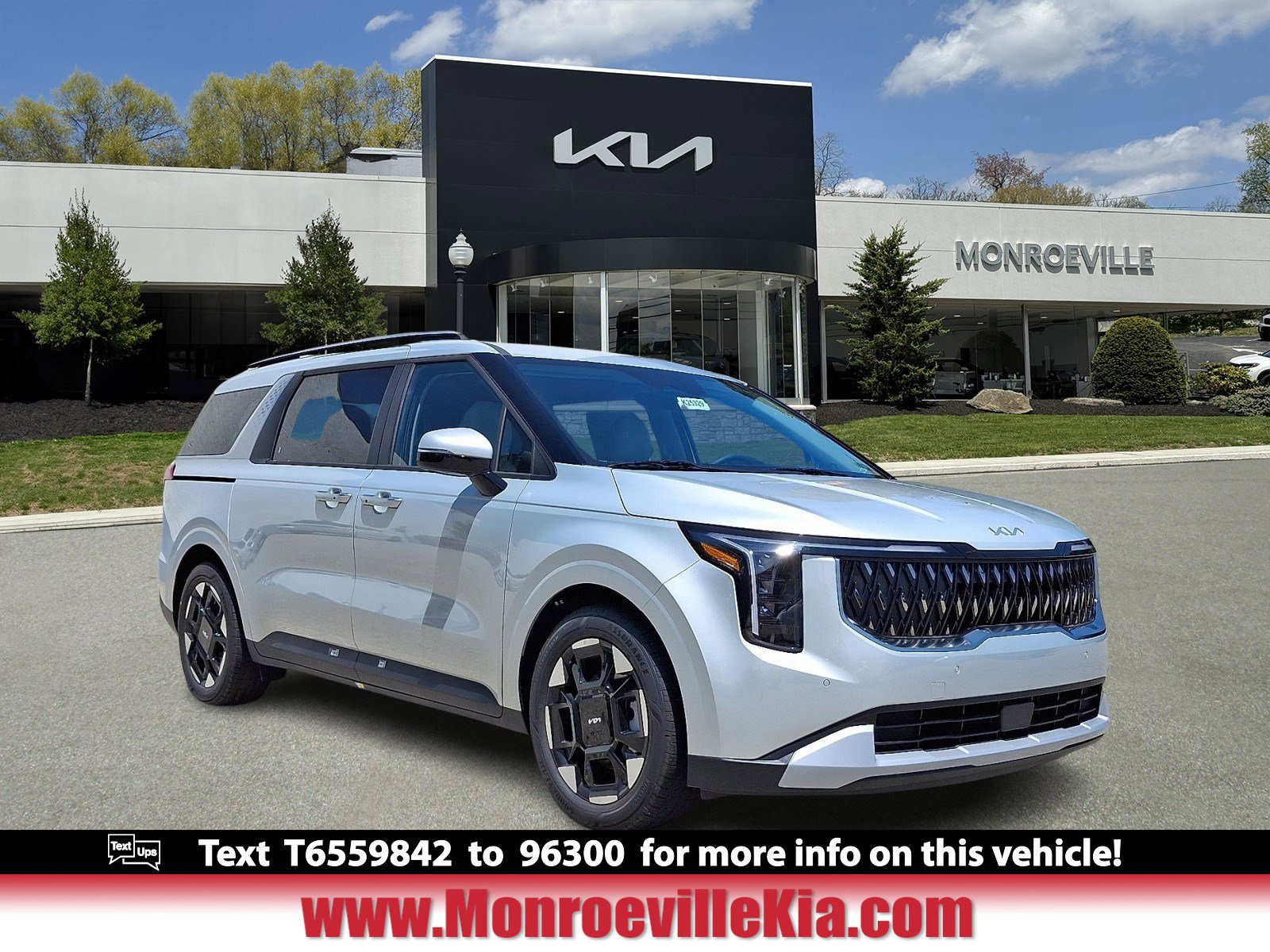 2026 Kia Carnival EX's photo