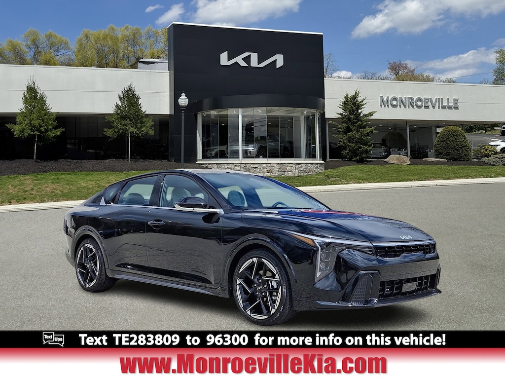 New 2026 Kia K4 GT-Line Sedan