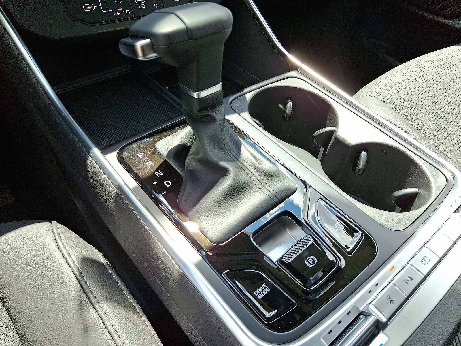 2026 Kia Carnival SX Prestige - Photo 10