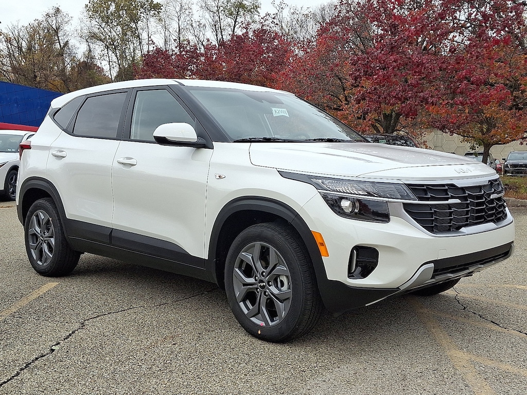 New 2026 Kia Seltos LX LX AWD