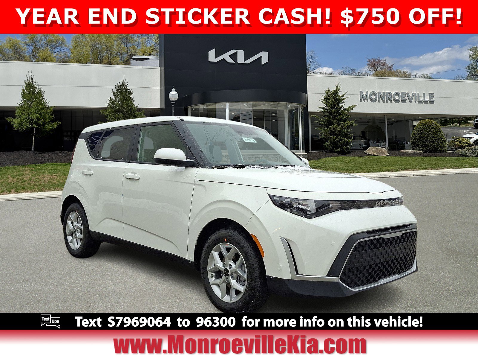 2025 Kia Soul LX's photo