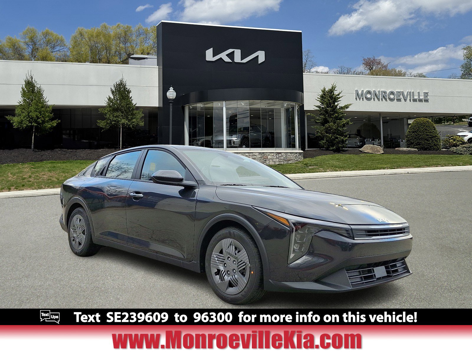 2025 Kia K4 LX's photo