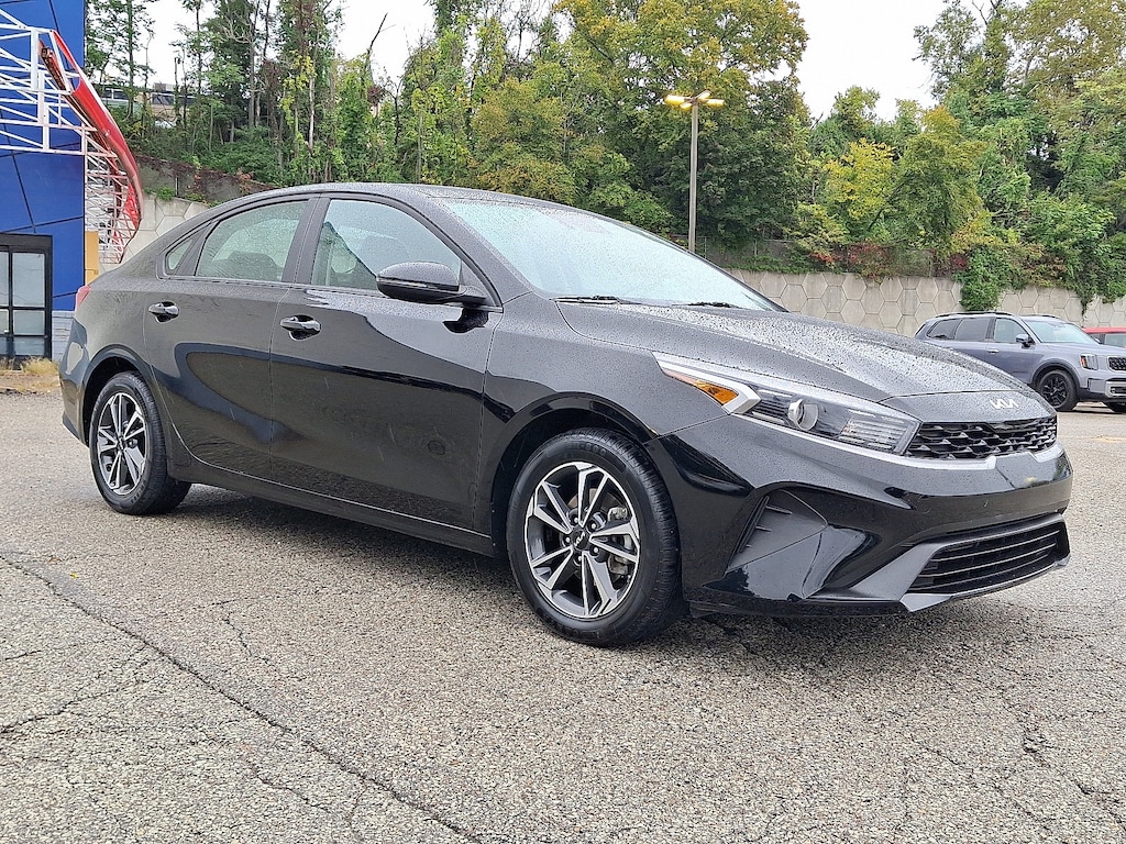 Certified 2023 Kia Forte LXS LXS IVT