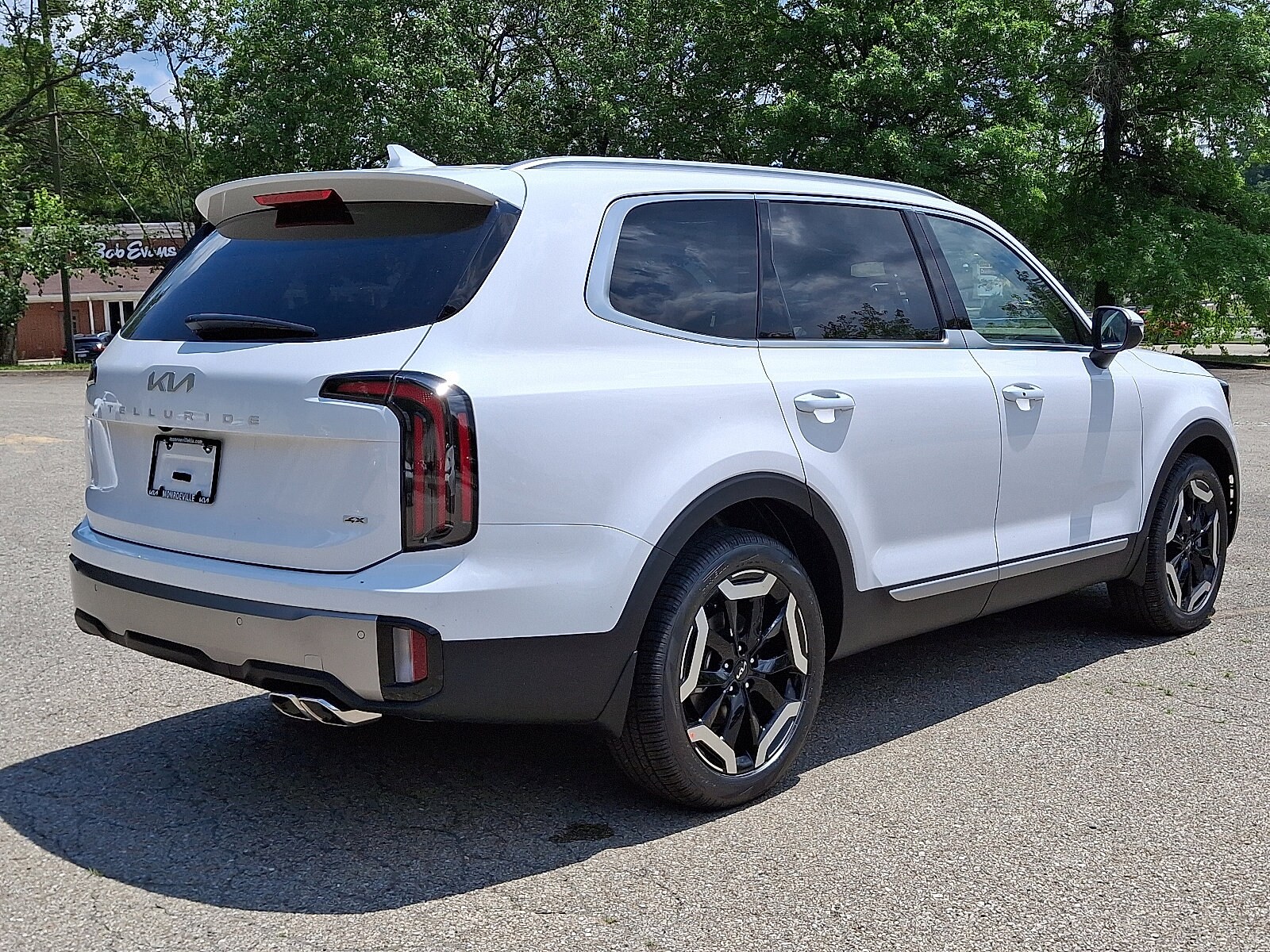 2025 Kia Telluride EX photo 3