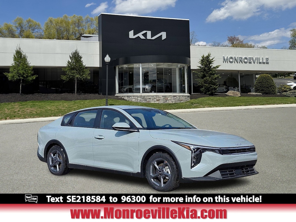 New 2025 Kia K4 LXS LXS FWD