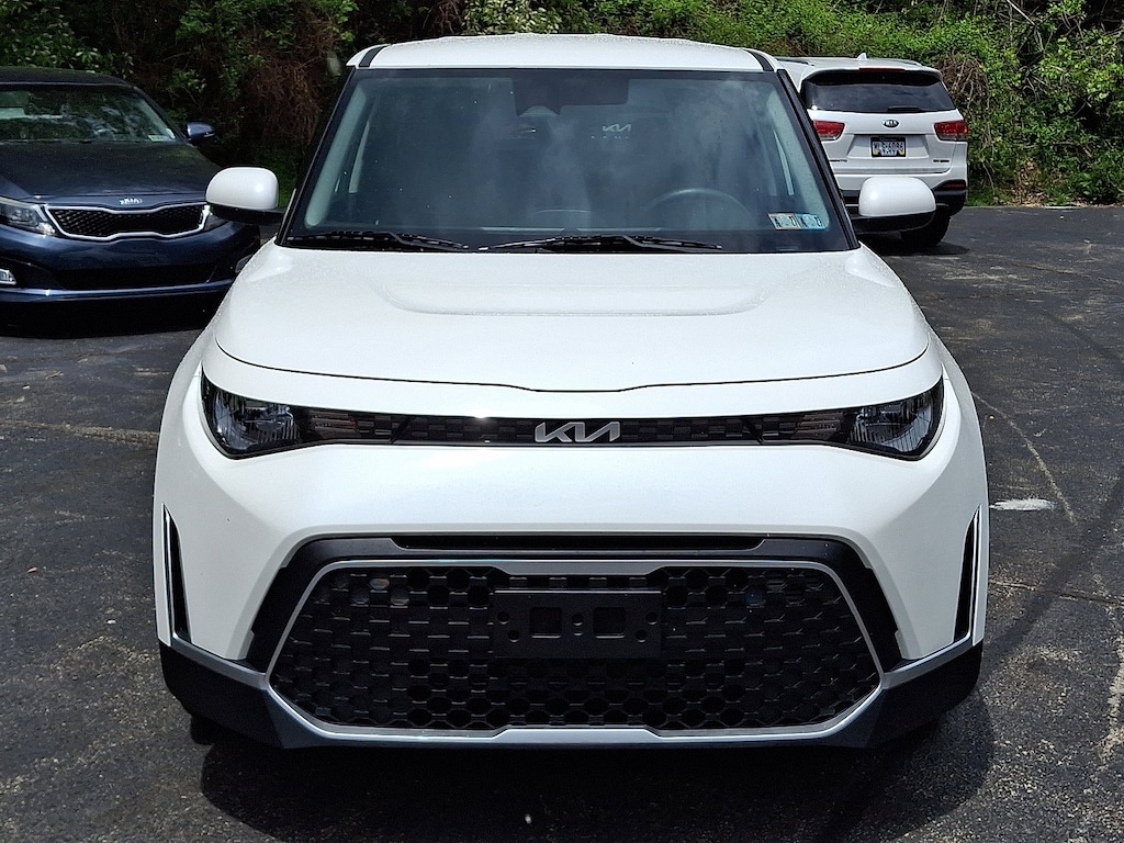 Certified 2025 Kia Soul LX LX FWD