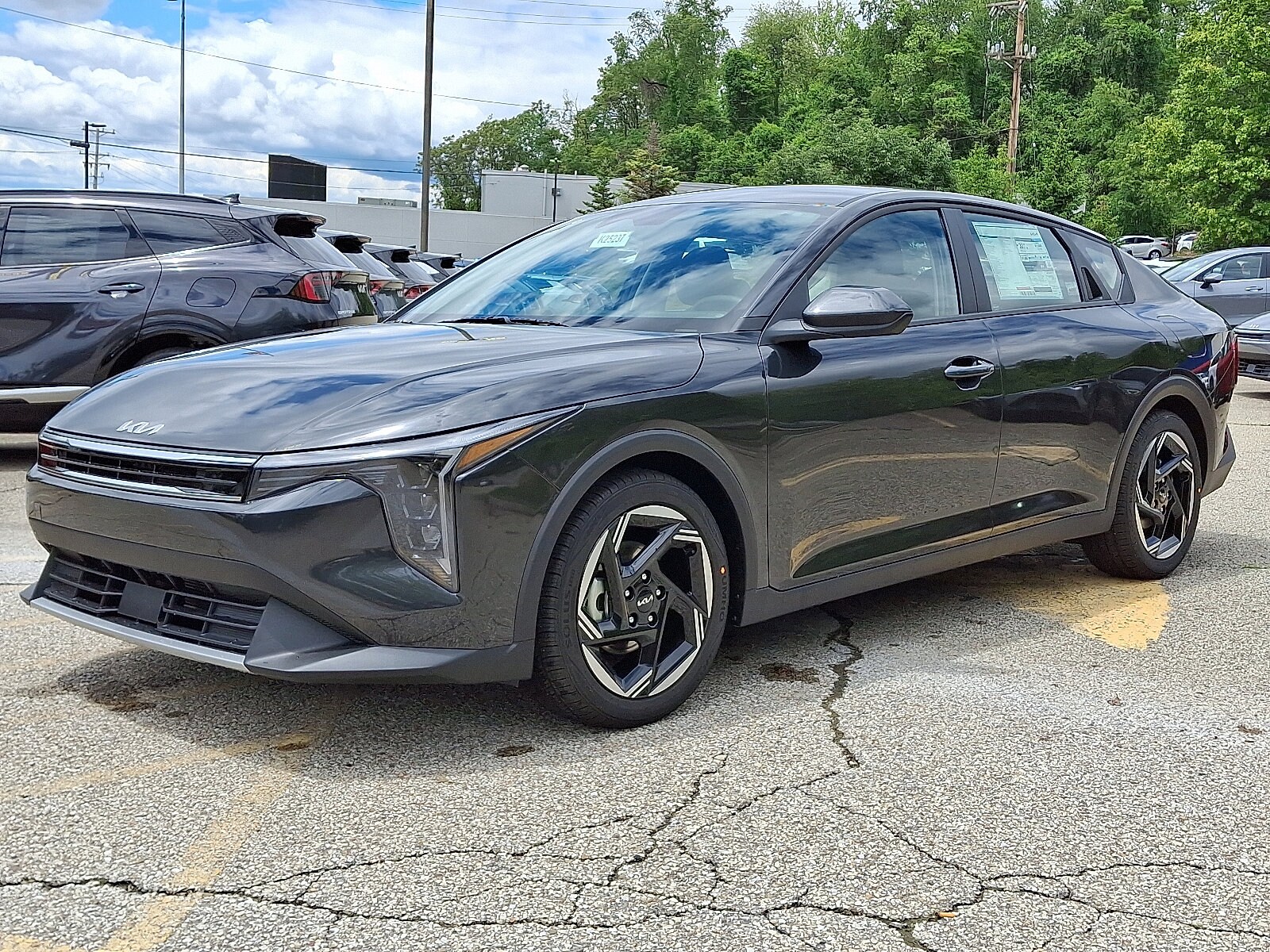 2025 Kia K4 EX photo 2