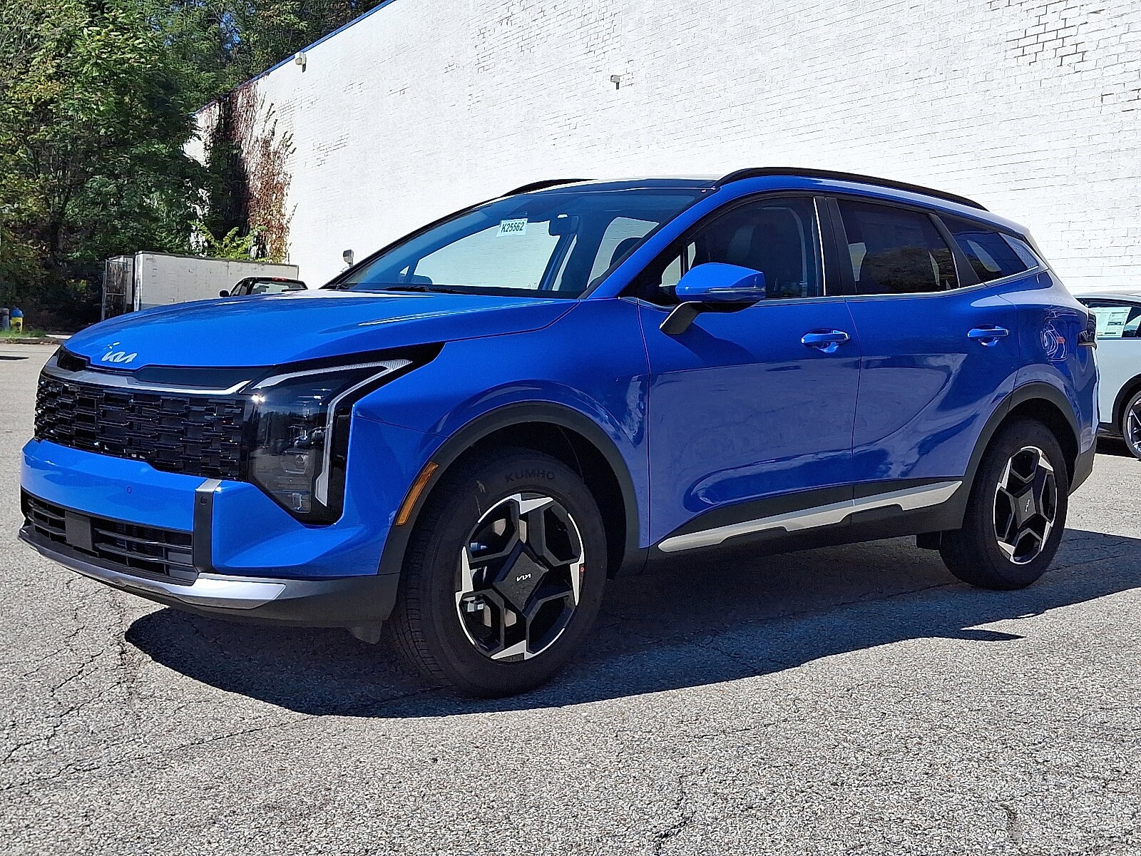 2026 Kia Sportage EX photo 3