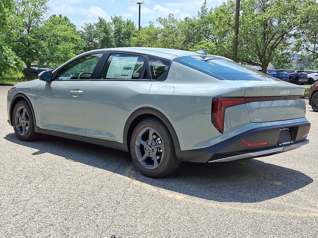 New 2026 Kia K4 LXS Sedan