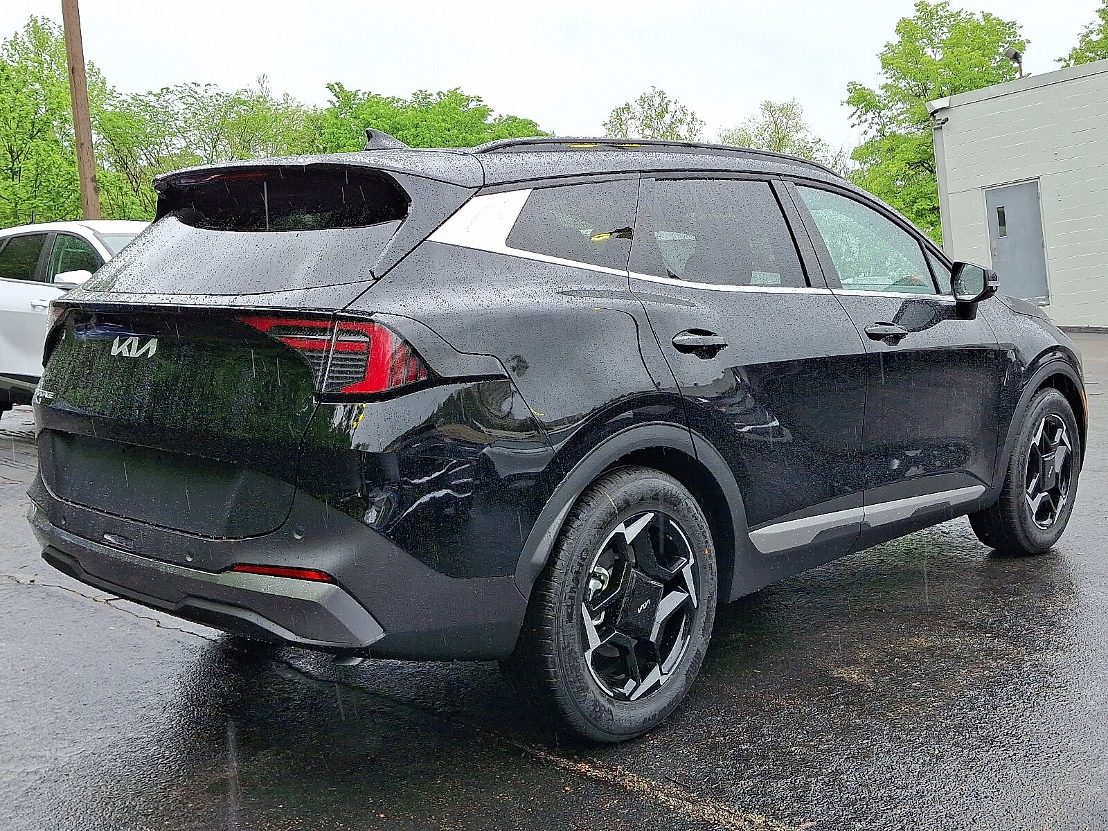 2026 Kia Sportage EX photo 3