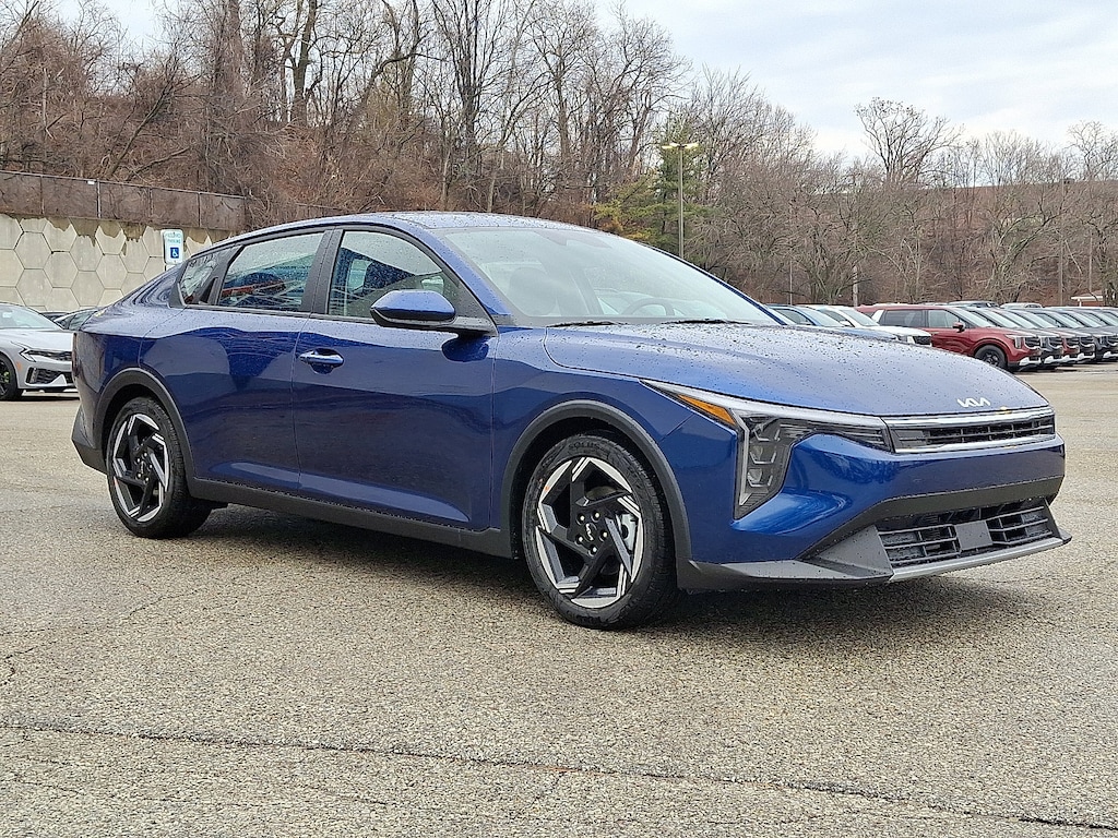 New 2026 Kia K4 EX Sedan