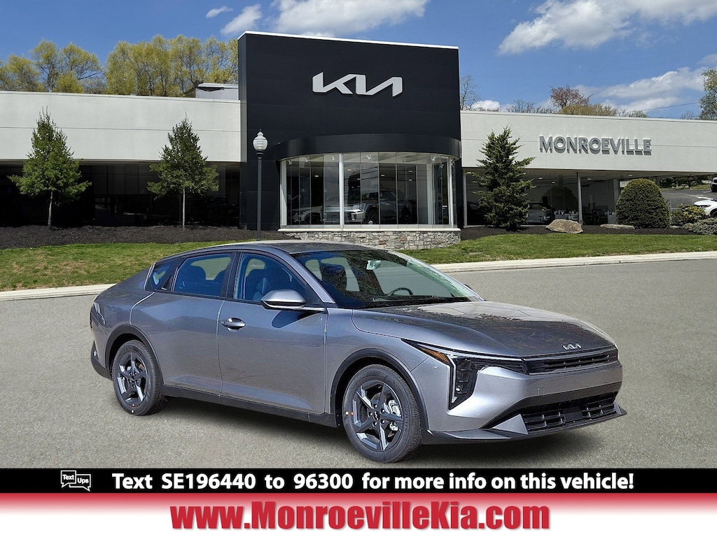 New 2025 Kia K4 LXS LXS FWD