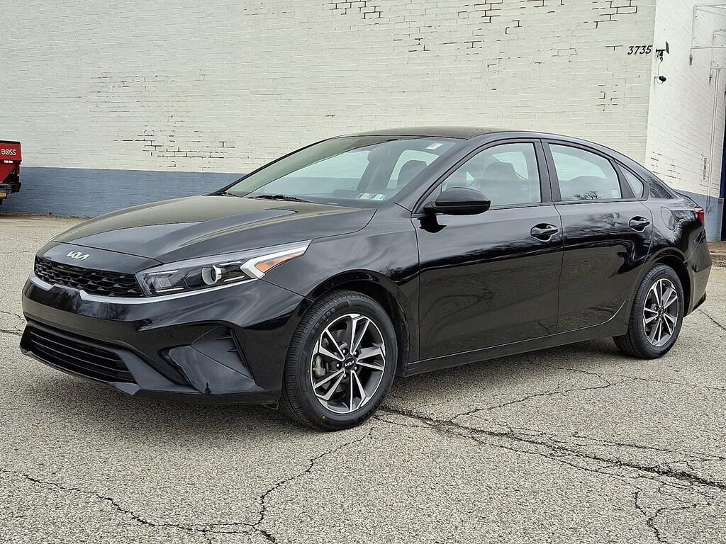 Used 2023 Kia Forte LXS LXS IVT