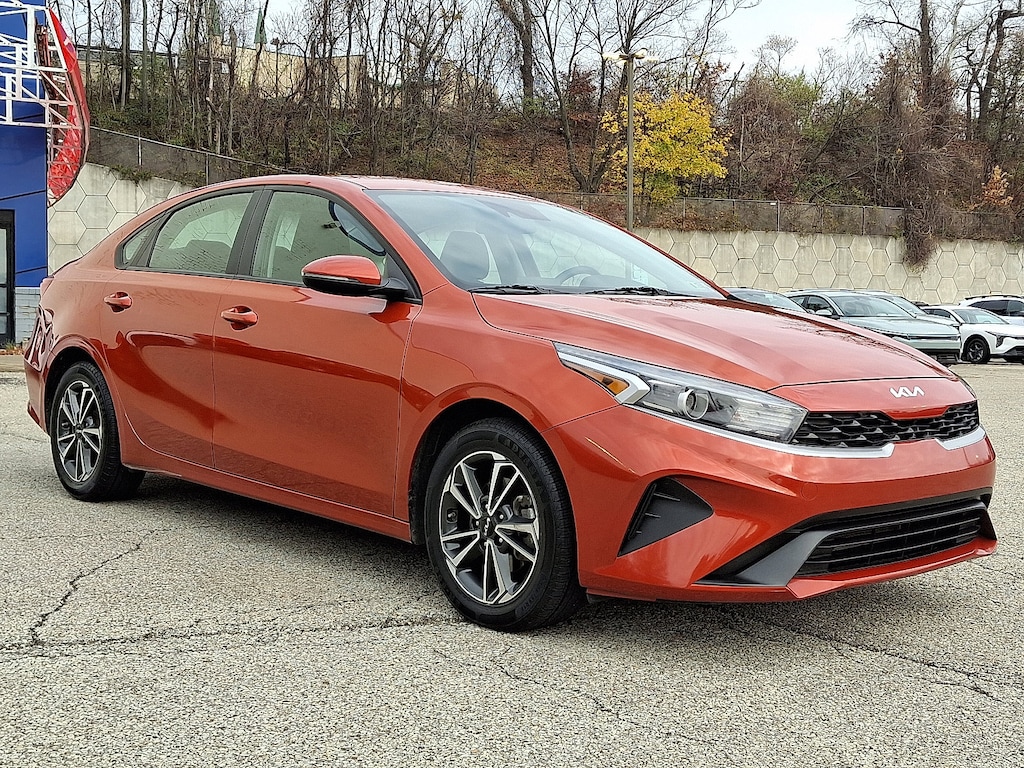 Certified 2023 Kia Forte LXS LXS IVT