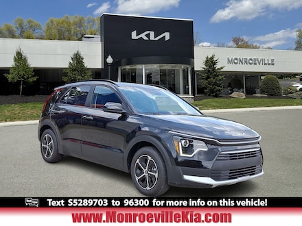 2025 Kia Niro LX LX FWD