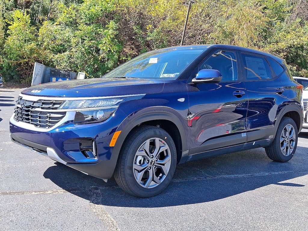 New 2026 Kia Seltos LX LX AWD